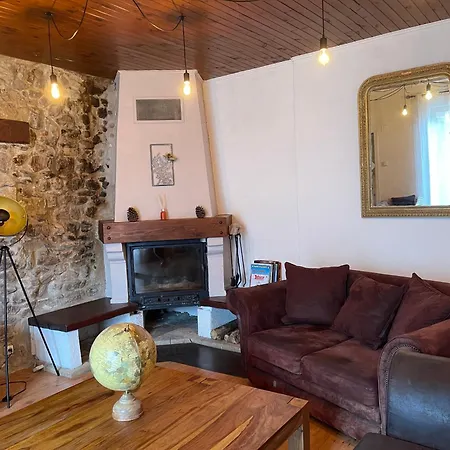 Maison Chaleureuse Et Rustique * Annonay
